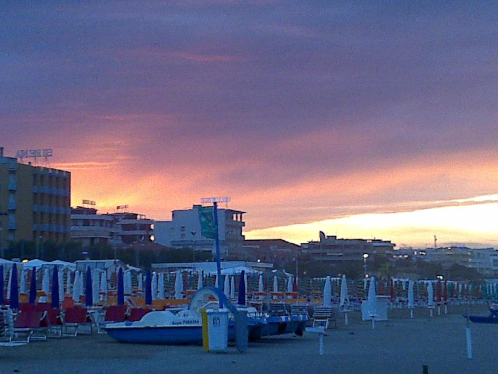 Hotel Italia セニガッリア エクステリア 写真