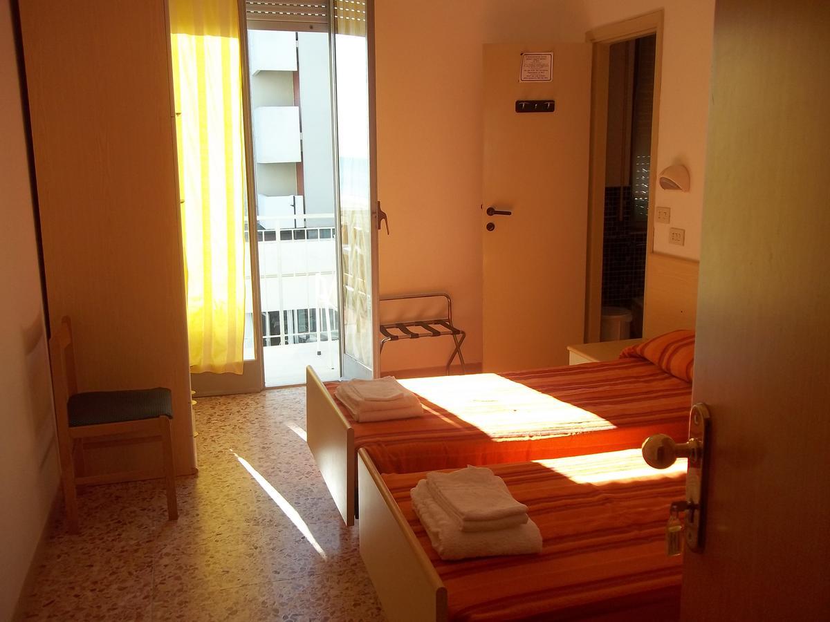 Hotel Italia セニガッリア エクステリア 写真